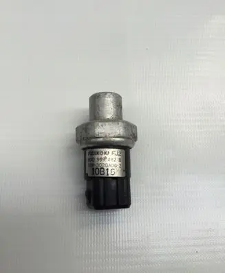 Air conditioning (A/C) pressure sensor