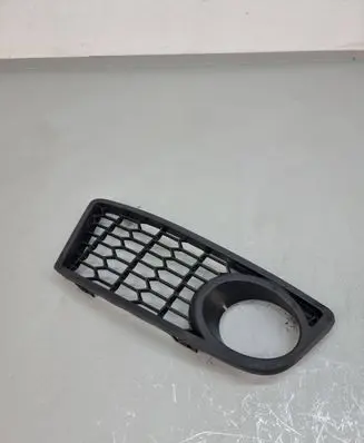 BMW 1 F20 F21 Front bumper lower grill 8048968