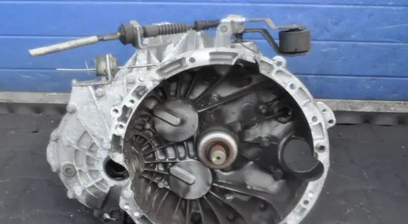 Mercedes-Benz A W176 Manual 7 speed gearbox 2463608400