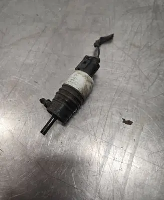 Windscreen/windshield washer pump