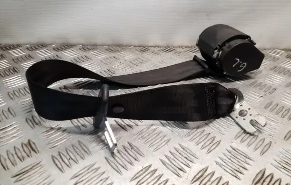 Rear seatbelt