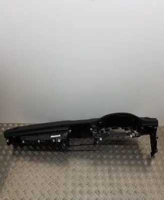 Mercedes-Benz CLS C218 X218 Dashboard A2186802687 DBMTDL2111