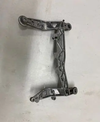 Porsche Cayenne (92A) Pneumatic air compressor holding bracket 15157400671