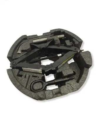 Skoda Superb B8 (3V) Tool set 3Q0011031A