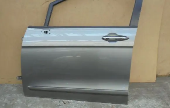 Honda FR-V Front door XYZ123ABC01124