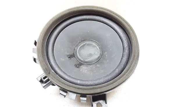 Volvo V70 Front door speaker 30657445