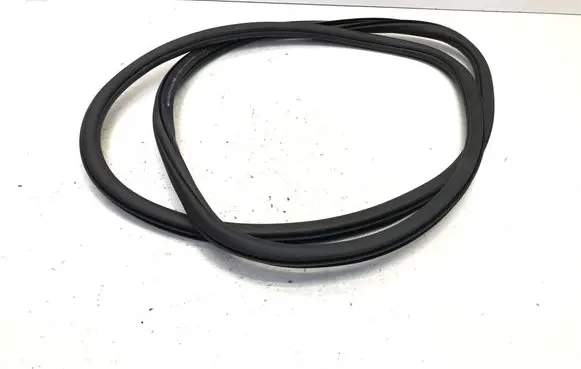 Audi Q4 e-tron Front door rubber seal 11A867911B