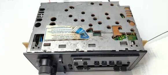 Chevrolet Corvette Radio/CD/DVD/GPS head unit 16041551
