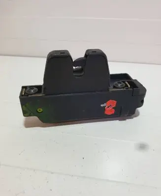 Peugeot 607 Tailgate/trunk/boot lock/catch/latch 9627816980