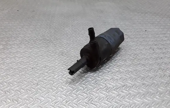 Peugeot 307 Headlight washer pump 8200331654
