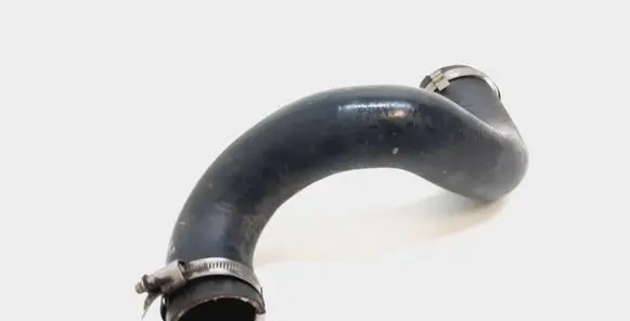 Land Rover Discovery 3 - LR3 Intercooler hose/pipe PNH500223