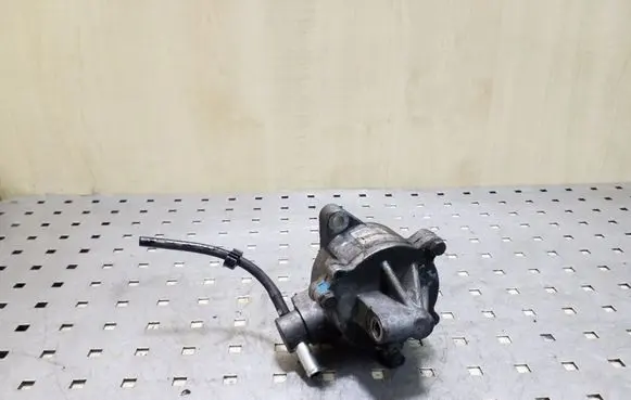 Vacuum pump