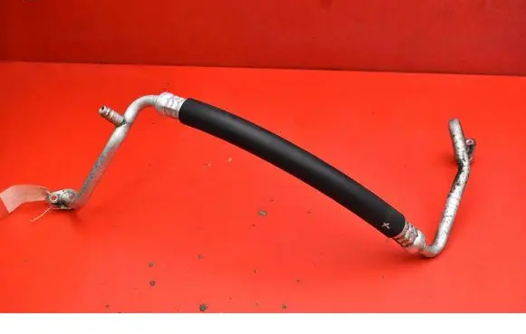 Nissan Pulsar Air conditioning (A/C) pipe/hose 924803ZU0A