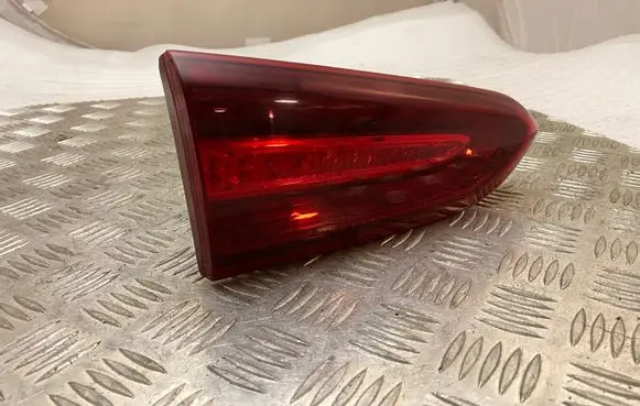 Hyundai Santa Fe Tailgate rear/tail lights M02L