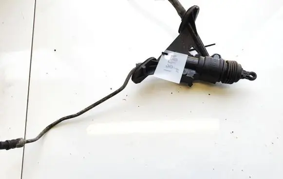Ford Transit Clutch master cylinder 1905