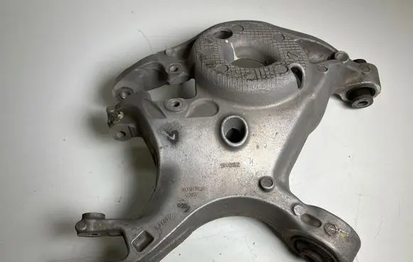 Ford Mustang VI Rear upper control arm/wishbone 5K652
