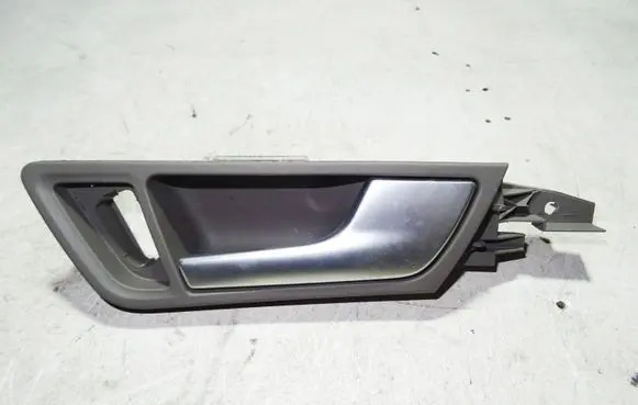 Audi Q5 SQ5 Front door interior handle 8R0837020