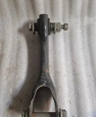 Jeep Cherokee Rear upper control arm/wishbone