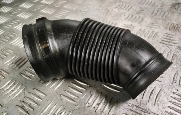 Audi A6 S6 C6 4F Air intake hose/pipe 4F0129615G