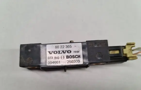 Volvo V70 Airbag deployment crash/impact sensor 8622365 250303 004661