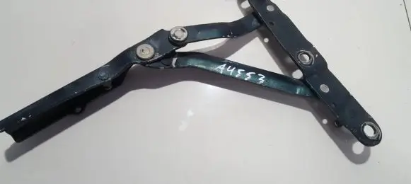 Audi 80 90 S2 B4 Tailgate/trunk/boot hinge 8A5827302A