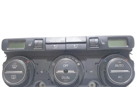 Volkswagen PASSAT B6 Air conditioner control unit module 