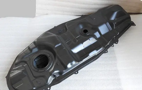 Toyota RAV 4 (XA30) Fuel tank 7700142200 7700142201