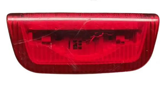 Nissan Juke I F15 Third/center stoplight