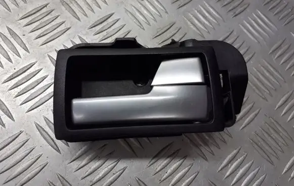 Ford Mondeo Mk III Rear door interior handle trim 1S71-F22600-AF