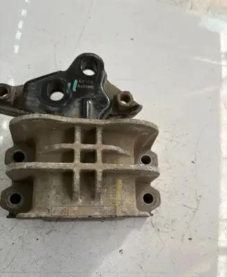 Ford Transit Custom Gearbox mount BK217M124AD