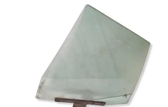 Seat Toledo I (1L) Rear door window glass 