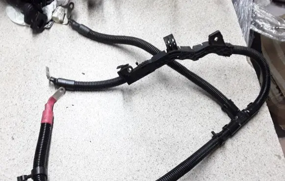 BMW M5 Positive cable (battery) 7843349 7843350