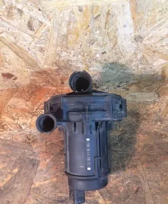 Audi A4 S4 B5 8D Secondary air pump 078906601D 7218511