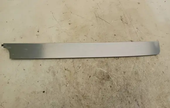 Volkswagen PASSAT B6 Panel trim 3CI857212K