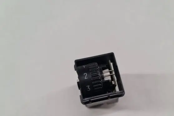 Volkswagen PASSAT B6 Seat heating switch 3C0963564A