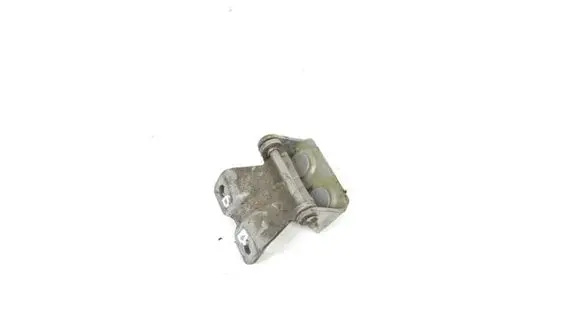 Subaru Legacy Tailgate/trunk/boot hinge 8K1819376F