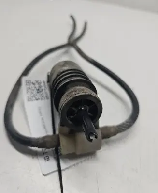 Windscreen/windshield washer pump
