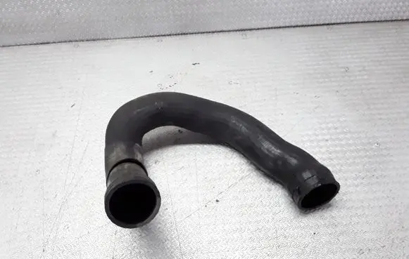 Audi A6 S6 C5 4B Intercooler hose/pipe 4B0145746E