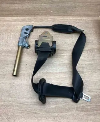 BMW 5 E60 E61 Front seatbelt 601629800