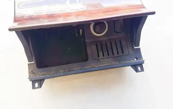 Mercedes-Benz E W210 Car ashtray