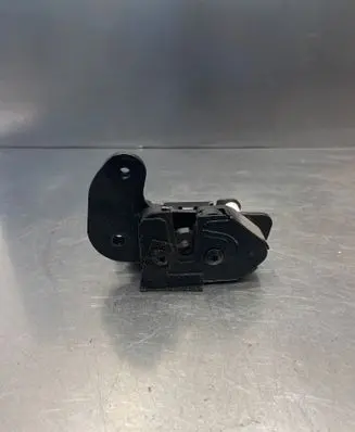 Land Rover Discovery 3 - LR3 Tailgate boot lock/latch motor 40620482 01067005041