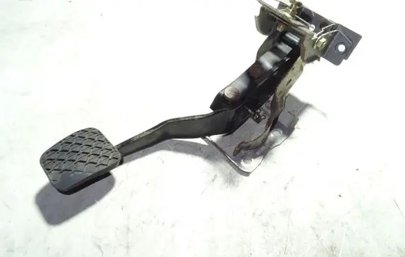 Mazda 6 Brake pedal GAGJ6A