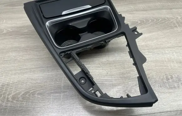 BMW 3 F30 F35 F31 Cup holder front 9218925 58450713 105027852