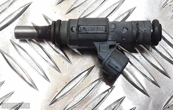 Audi TT TTS Mk2 Fuel injector 0280157012 022906031J