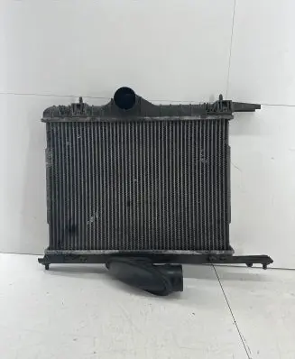 Volvo V40 Intercooler radiator