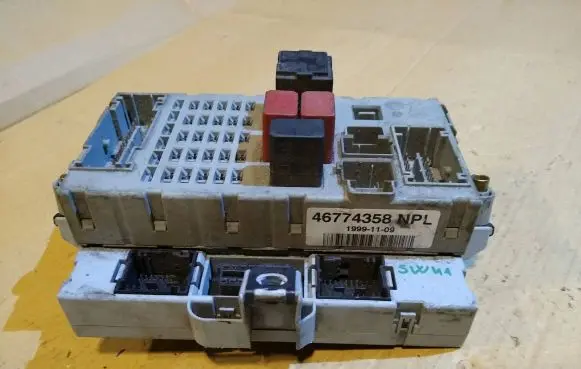 Fiat Punto (188) Fuse box set 46774358