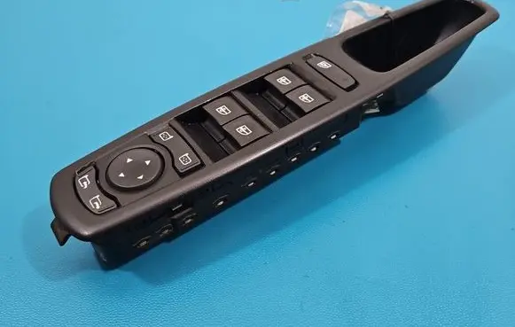 Renault Scenic III - Grand scenic III Electric window control switch IMPRK1542622