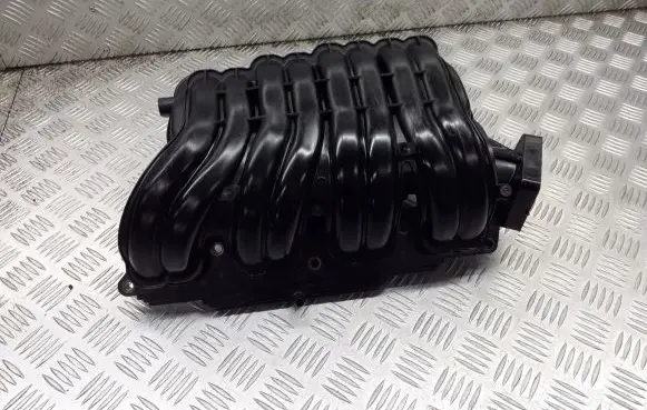 Toyota Avensis T250 Intake manifold