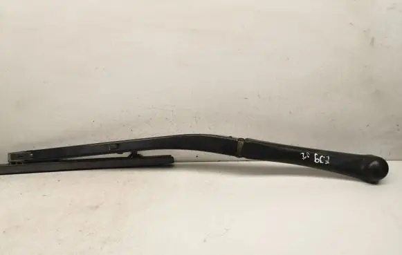 BMW 5 E39 Front wiper blade arm 61618209