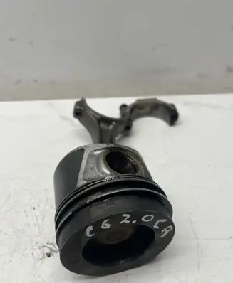 Audi A6 S6 C6 4F Piston with connecting rod